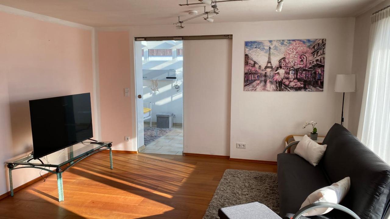 Fewo Luxus Wohnung Im Eigenen Ferienhaus, 120 Qm, Naehe Regensburg Mit Balkon, Terrasse & Garten, Gute Zuganbindung Laaber Ngoại thất bức ảnh