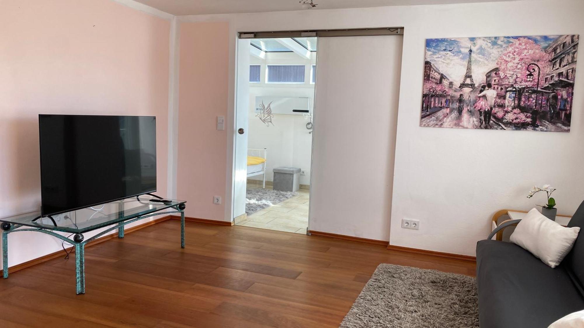 Fewo Luxus Wohnung Im Eigenen Ferienhaus, 120 Qm, Naehe Regensburg Mit Balkon, Terrasse & Garten, Gute Zuganbindung Laaber Ngoại thất bức ảnh